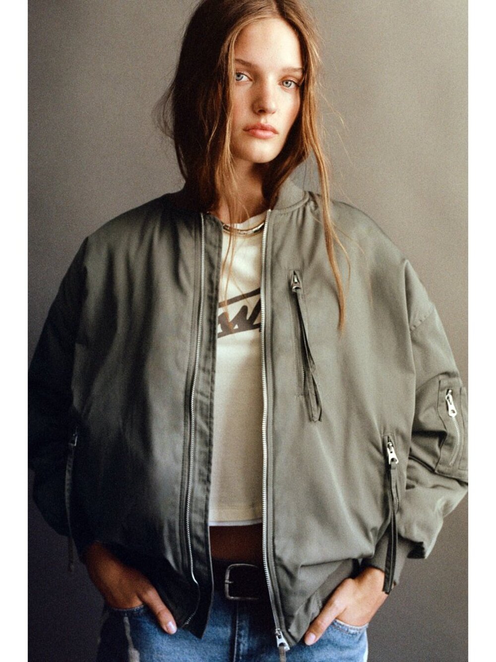 Oversize bomber jacket in khaki, size L, NWT!